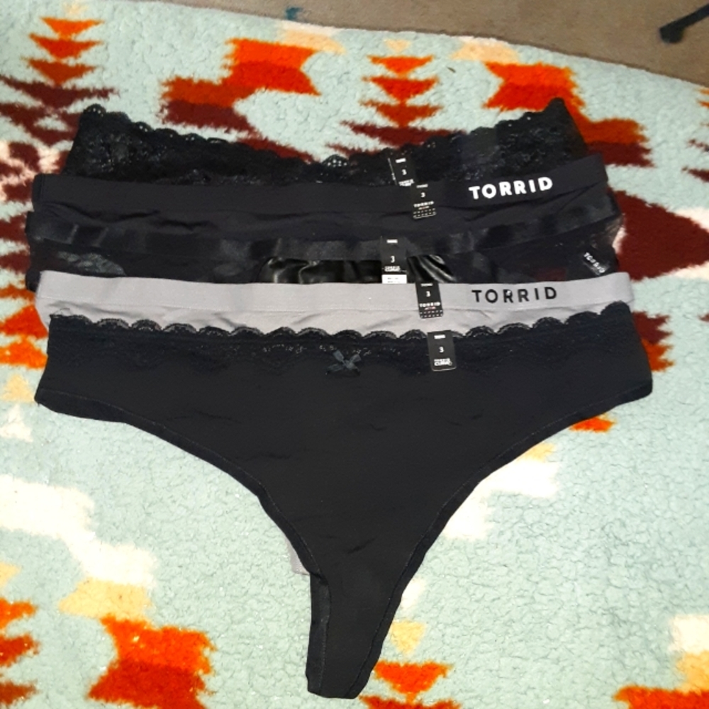 Torrid size 3 Thong Lot